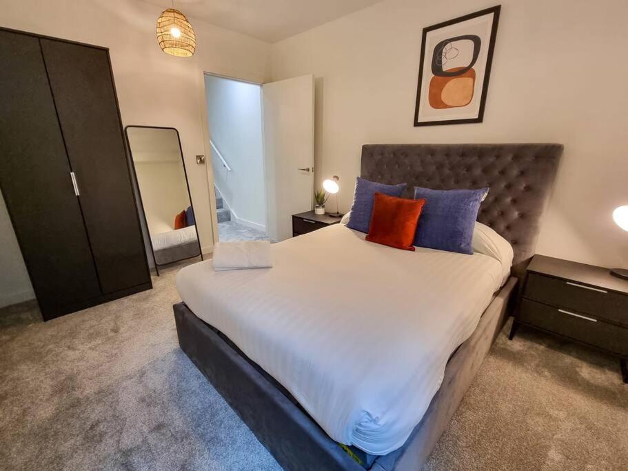 Luxury City Centre Townhouse With Parking Manchester Exterior foto